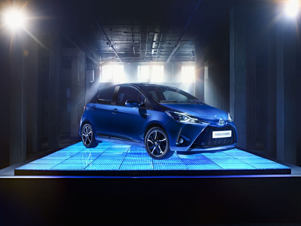 Toyota Yaris Hybrid dancefloor